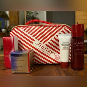 Shiseido Cosmetic Set